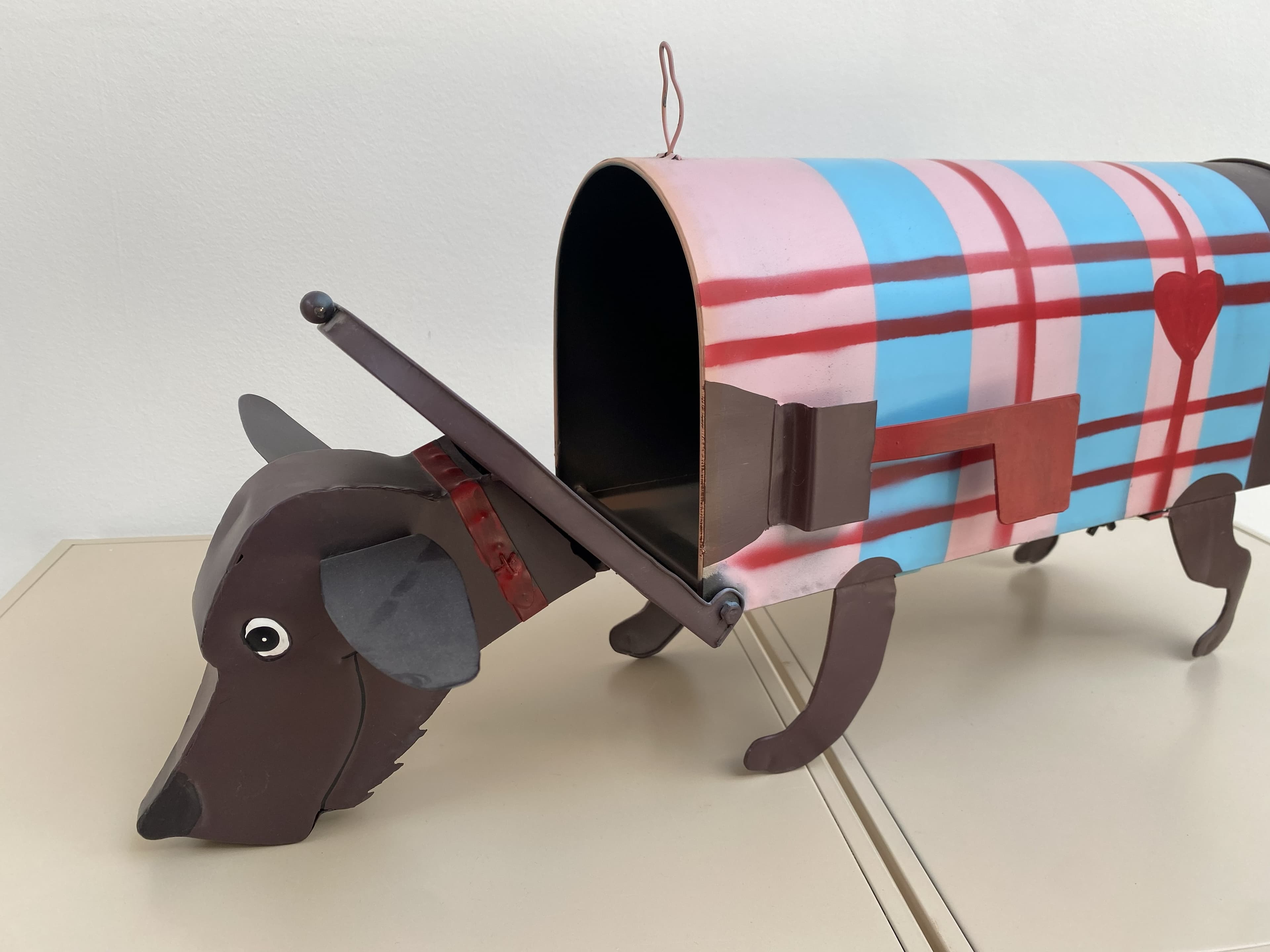 Postkasten Hund blau/rosa